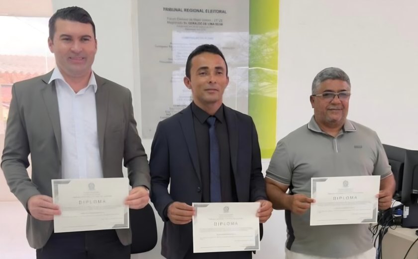 Suplentes de vereador em Craíbas são diplomados em cartório