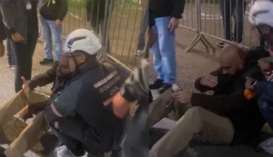 TV Globo demite cinegrafista após agressão a jornalista antes de debate em SP; veja vídeo