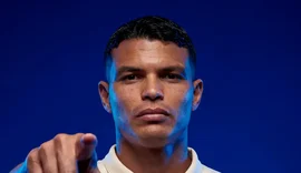 Porto anuncia contratação do zagueiro brasileiro Thiago Silva