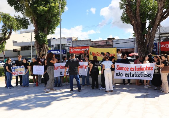 Estado defende que alunos sigam na Uncisal