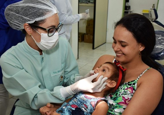 Secretaria promove atendimento odontológico para crianças com microcefalia