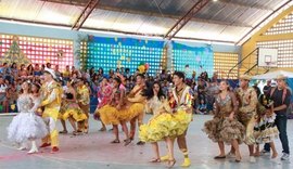 Festejos juninos integram famílias e comunidade em escolas da rede estadual