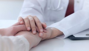 Projeto que cria centro de acolhimento a pessoas em sofrimento psíquico é discutido
