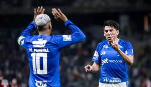 Cruzeiro vence Flamengo e Palmeiras agradece no Brasileirão
