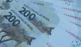 Beneficiários do Bolsa Família gastam R$ 3 bilhões em bets só em agosto