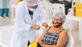 Saúde procura 4.500 idosos que deixaram de tomar segunda dose da vacina em Arapiraca