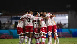 CRB vence Vila Nova e mantém sonho do acesso vivo na Série B