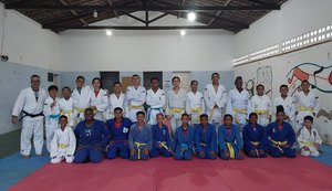 Projeto Fabricando Campeões leva atletas para o Campeonato Brasileiro Regional de Judô