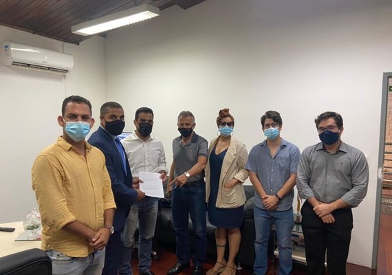 PDT pede a cassação do mandato de vereador por ato que atrapalhou a vacinação em Maceió