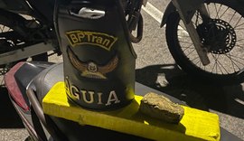 Polícia Militar apreende drogas e arma em Maceió
