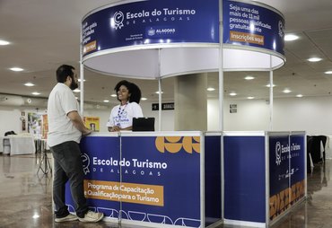 Escola do Turismo: Setur oferta cursos gratuitos de inglês e espanhol em Maceió