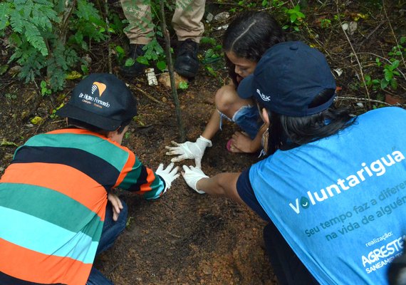 No Dia Nacional do Voluntário, Agreste Saneamento celebra data com ações sociais em Arapiraca