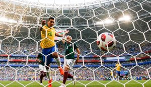 Brasil vence México com gols de Neymar e Firmino e vai às quartas da Copa