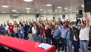 Apostando na negociação, trabalhadores da CASAL devolvem pauta e flexibilizam novas cláusulas