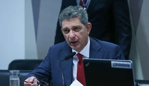 Senador Rogério Carvalho apresenta plano de trabalho da CPI da Braskem