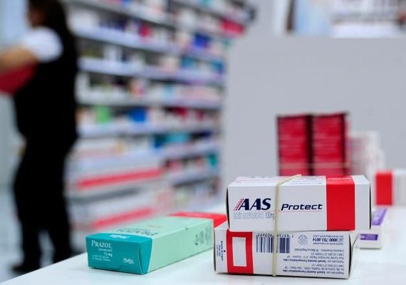 Anvisa autoriza venda de novos genéricos para HIV e pressão alta