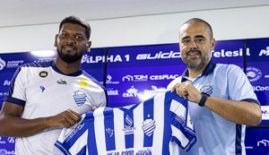 CSA apresenta reforços Mikael e Amorim; Bonatelli confirma saída de Lucão