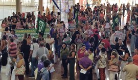 Profissionais da educação de Maceió rejeitam 4% e iniciam série de protestos