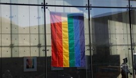 Indonésia reprime professores LGBTI+ e simpatizantes