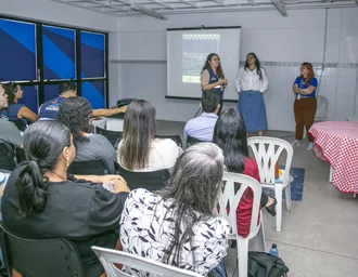 Formação sobre povos indígenas Warao reúne profissionais da Assistência Social