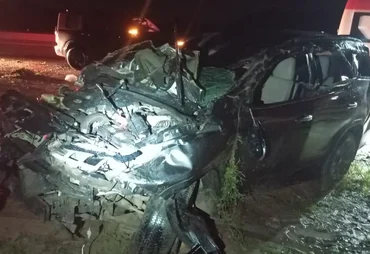 Motorista fica ferido após capotamento de caminhonete na AL-220, em Campo Alegre