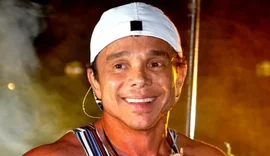 Cantor Netinho é internado em Salvador após retorno de câncer