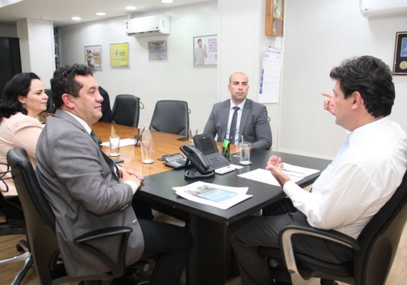 Severino Pessoa assegura novos investimentos para a saúde em 2020