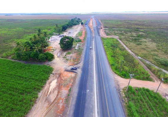 Primeiro trecho da duplicação Maceió-Arapiraca já está com 80% dos serviços concluídos