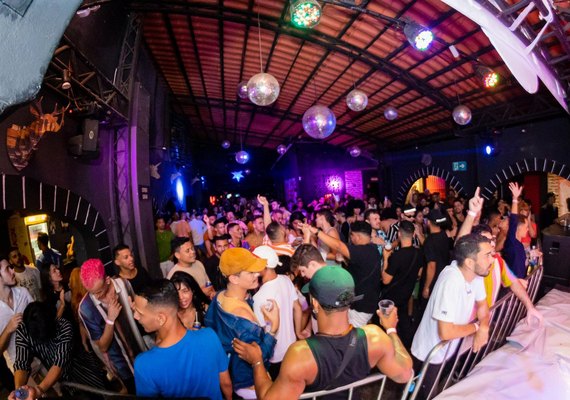 Arraiá Vamo Namorar, da Txoma, agita o Jaraguá neste sábado (25)
