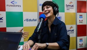 Cantora e escritora Fernanda Takai visita o Gigantinhos Antares