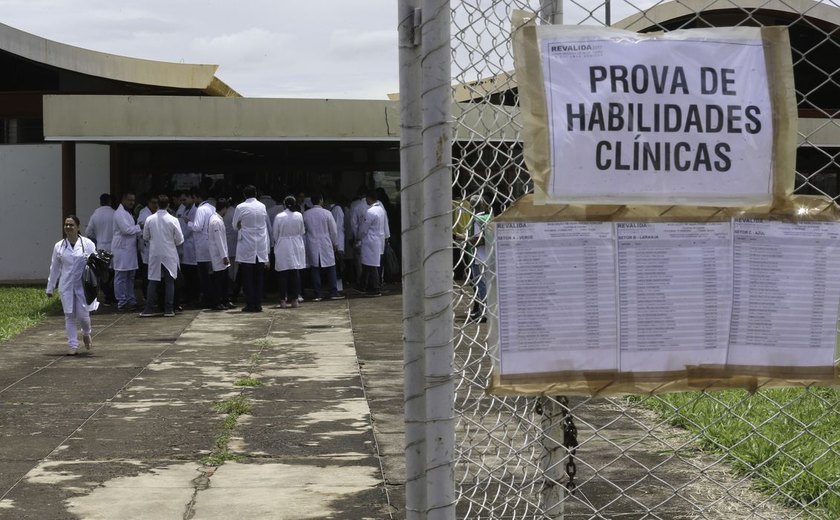 Revalida 2026/2: prazo de envio de diploma médico termina dia 19