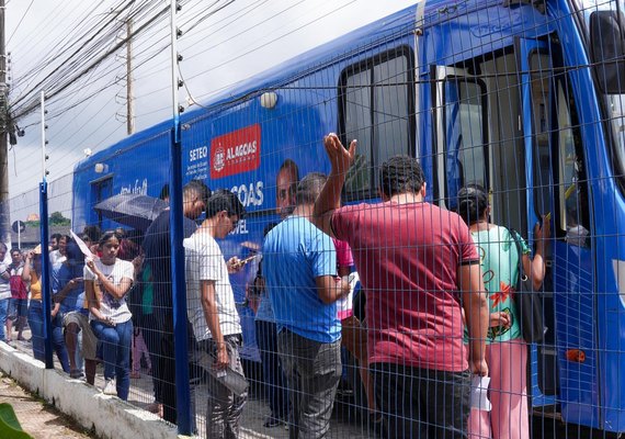 Sine Alagoas oferece 801 novas vagas de emprego em Maceió e no interior