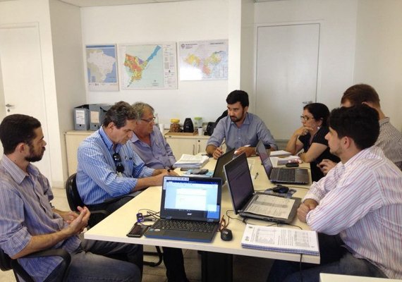 Técnicos debatem Plano Municipal de Saneamento Básico de Maceió