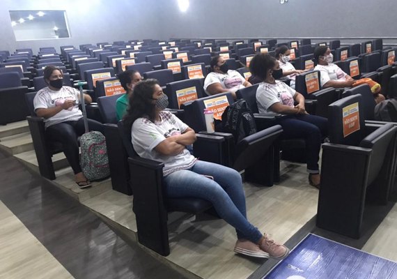 Primeira turma do Projeto Vestindo Minha Família se forma nesta sexta (14)