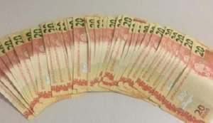 Denúncia: Jovem é preso com mais R$ 1 mil em notas falsas
