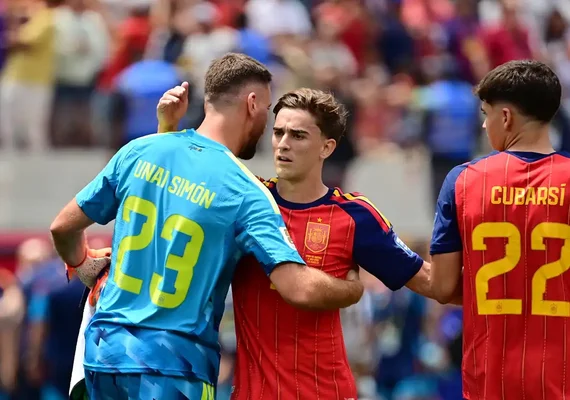 Espanha e Portugal, EUA e Bélgica jogam hoje pelas oitavas de final