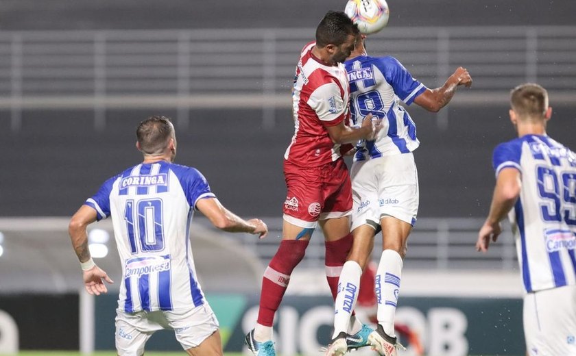 CSA sonha com a Série A e encara o Náutico em Recife