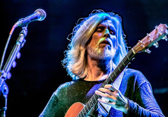 Oswaldo Montenegro faz show especial de 50 anos de carreira em Maceió