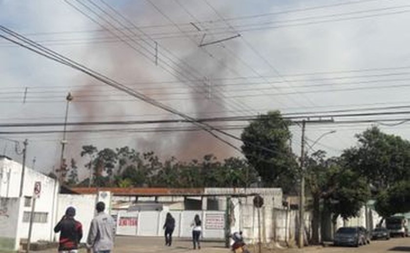 Bombeiros anunciam controle de explosão de usina em Ipatinga