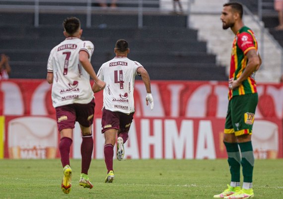 CRB vence o Sampaio Corrêa e assume a liderança do Grupo B da Copa do Nordeste