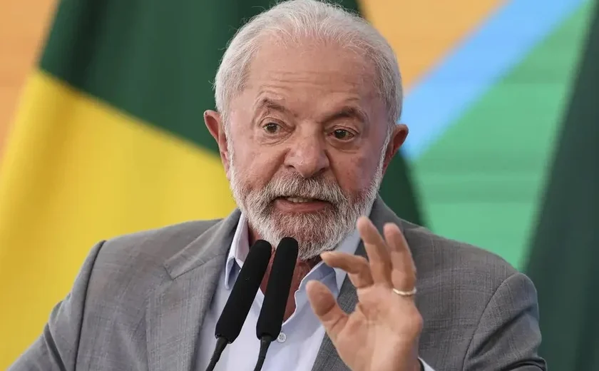 Lula anuncia medidas de crédito para MEIs e pequenos negócios em meio à campanha eleitoral