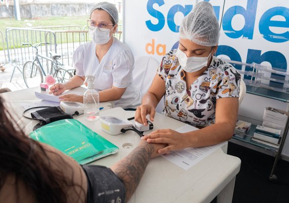 Saúde de Maceió leva serviços para população atingida pelas chuvas
