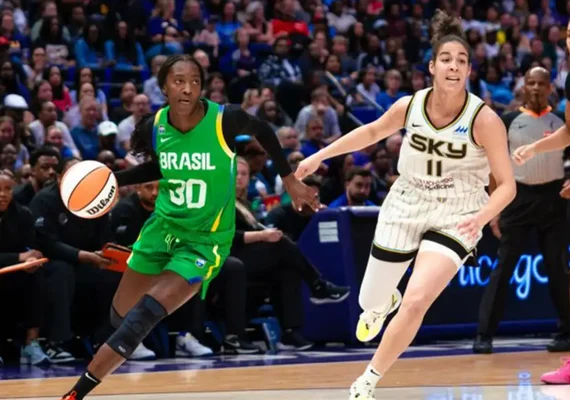 Em tour pelos EUA, seleção brasileira cai para o Chicago Sky, da WNBA