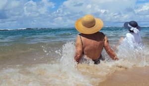 Mulheres devem tomar mais cuidado com a saúde durante o verão