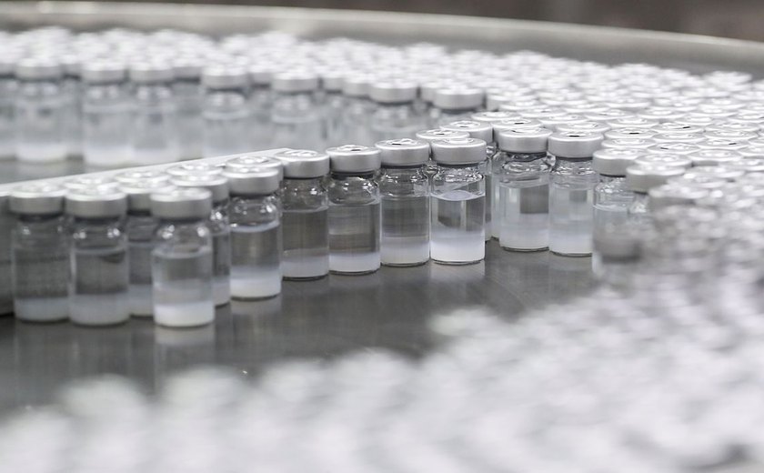 OMC faz apelo por negociações sobre patentes de vacinas da Covid-19
