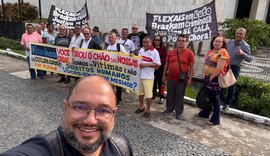 Moradores dos Flexais viajam para audiência judicial em Recife