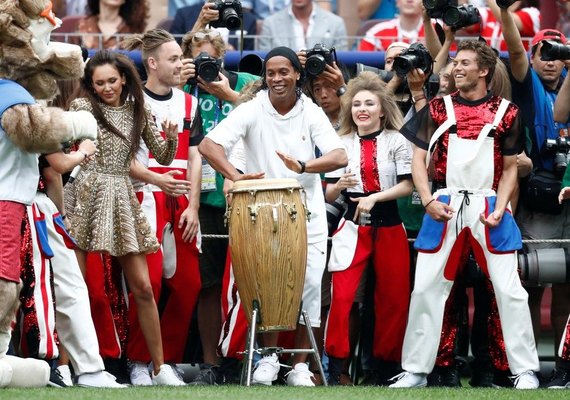 Após aparição no encerramento da Copa, Ronaldinho Gaúcho lança a própria moeda digital