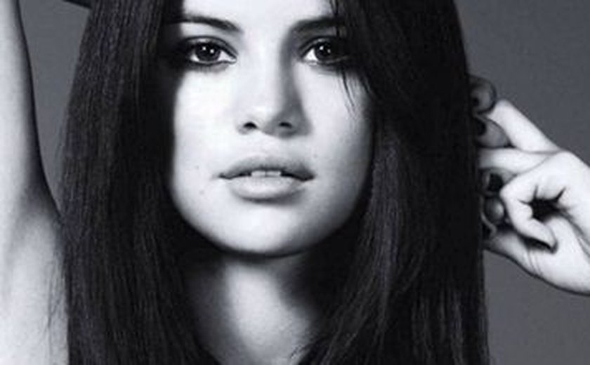 Selena Gomez retoma Instagram após 3 meses e dedica volta aos fãs