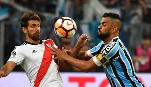 Grêmio leva virada em casa e River Plate vai à final