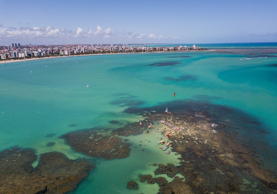 Gasto médio das viagens turísticas em Alagoas é segundo maior do país